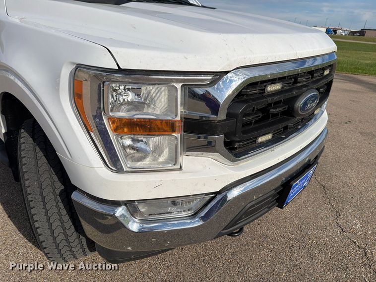 image for item FH6479 2022 Ford F150 XLT Crew Cab pickup truck