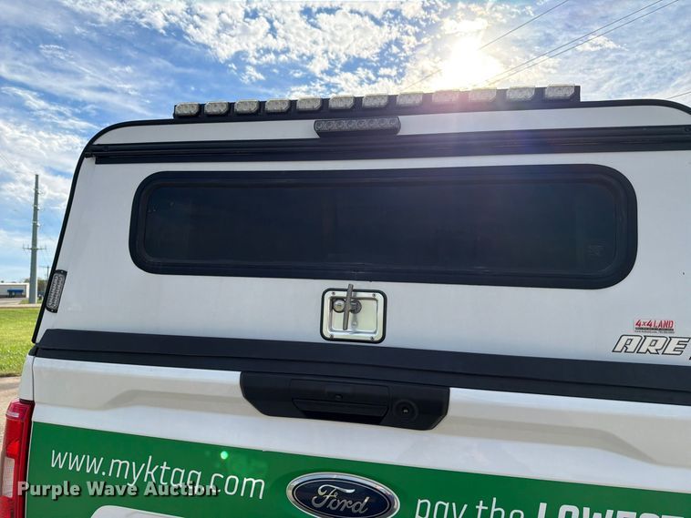 image for item FH6479 2022 Ford F150 XLT Crew Cab pickup truck