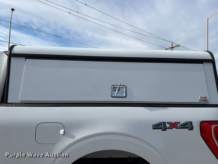image for item FH6479 2022 Ford F150 XLT Crew Cab pickup truck