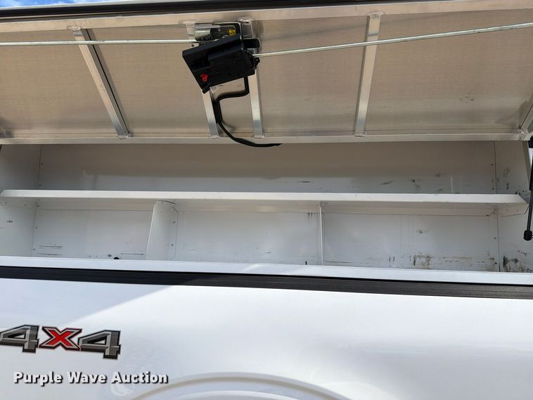 image for item FH6479 2022 Ford F150 XLT Crew Cab pickup truck