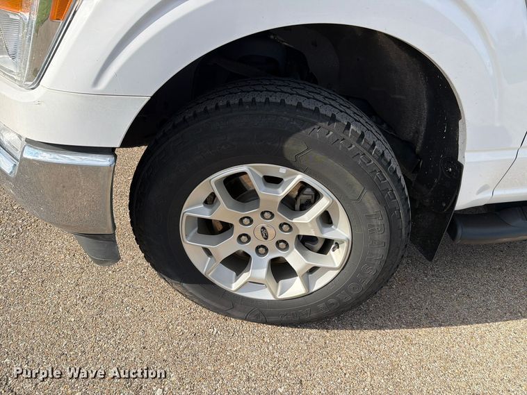 image for item FH6479 2022 Ford F150 XLT Crew Cab pickup truck