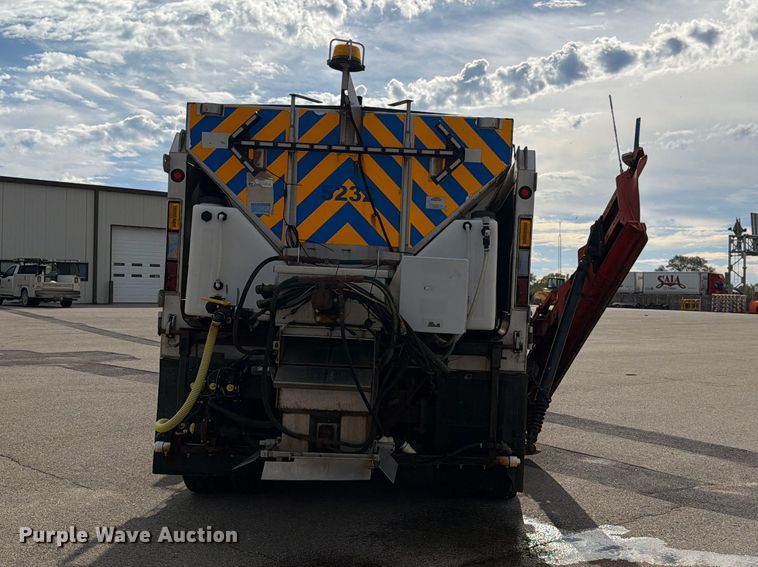image for item FH6480 2015 International WorkStar 7500 dump truck