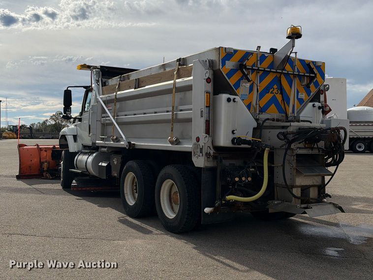 image for item FH6480 2015 International WorkStar 7500 dump truck