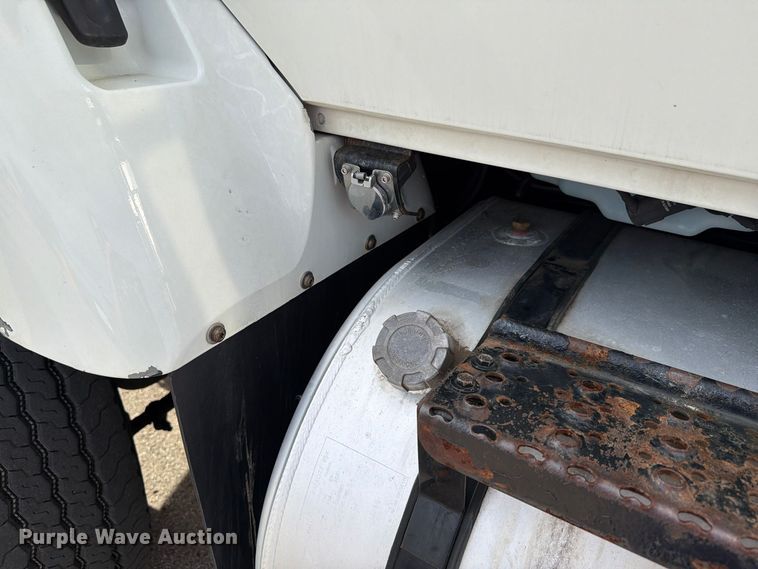 image for item FH6480 2015 International WorkStar 7500 dump truck