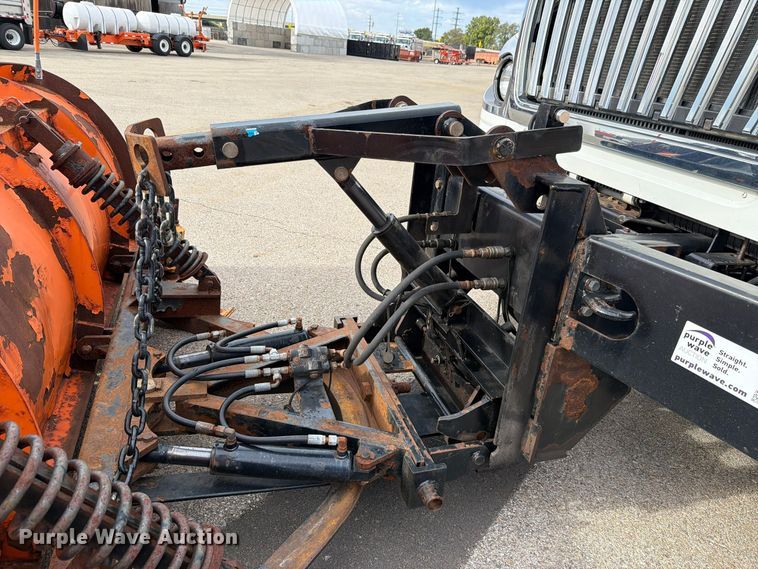 image for item FH6480 2015 International WorkStar 7500 dump truck