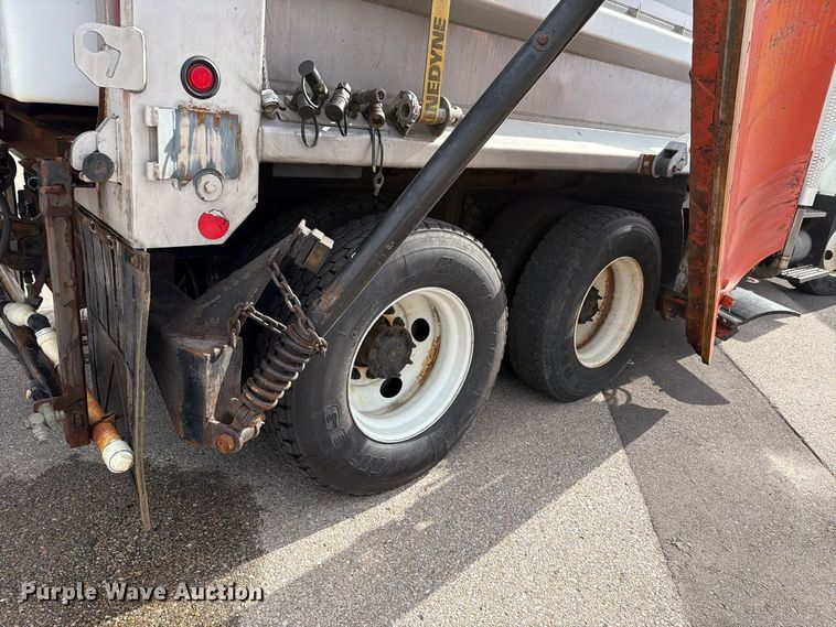image for item FH6480 2015 International WorkStar 7500 dump truck