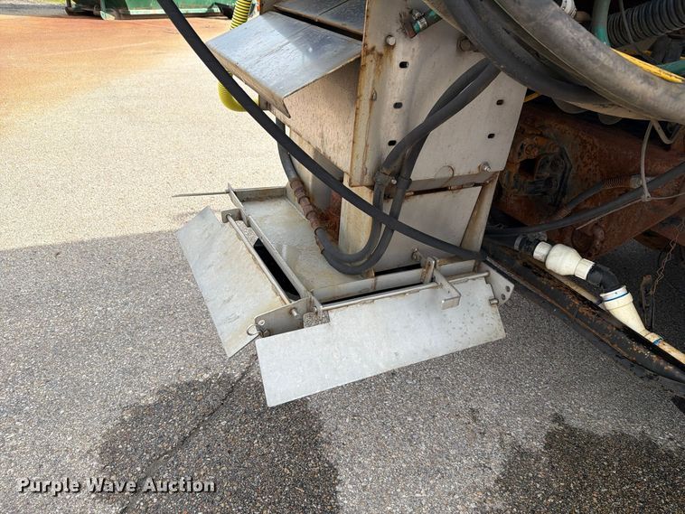 image for item FH6480 2015 International WorkStar 7500 dump truck