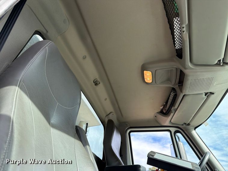 image for item FH6480 2015 International WorkStar 7500 dump truck