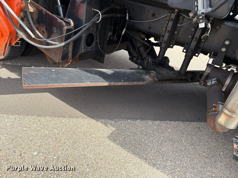 image for item FH6480 2015 International WorkStar 7500 dump truck