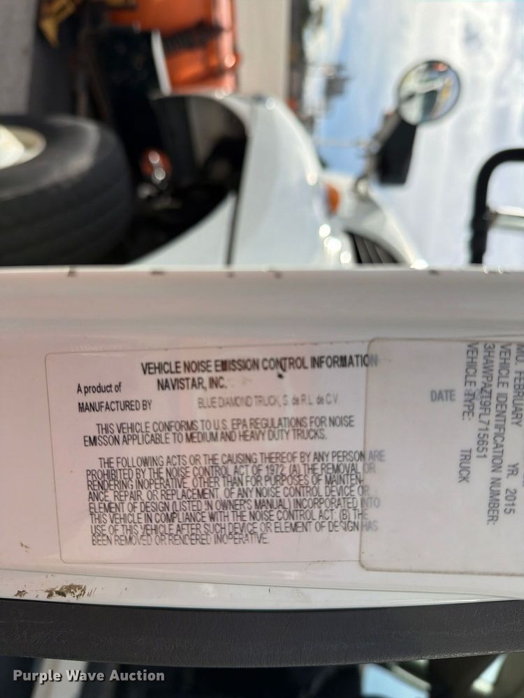 image for item FH6480 2015 International WorkStar 7500 dump truck