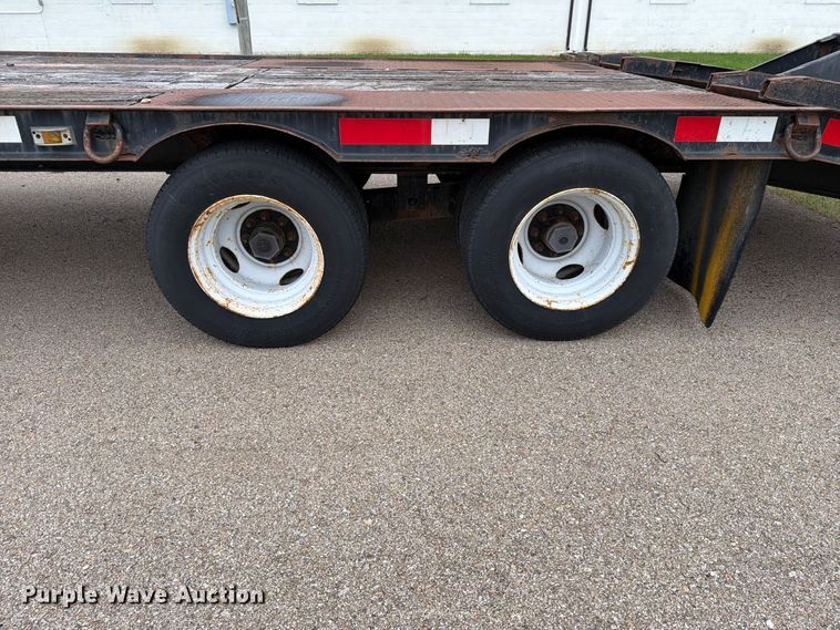 image for item FH6496 1990 Holden TDO2024 equipment trailer
