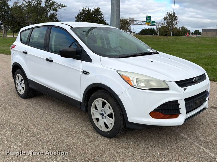 image for item FH6498 2014 Ford Escape S SUV