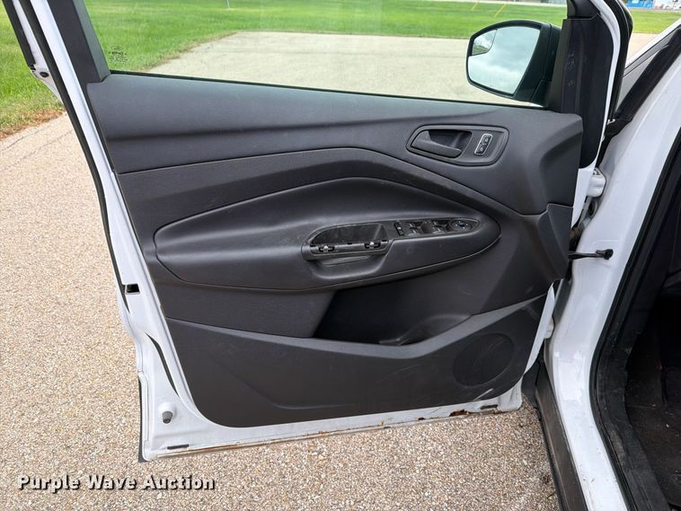 image for item FH6498 2014 Ford Escape S SUV