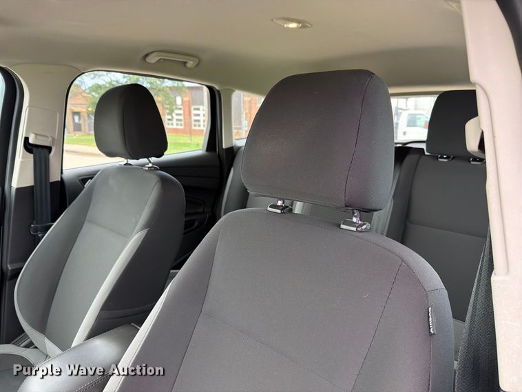 image for item FH6498 2014 Ford Escape S SUV