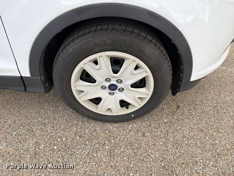 image for item FH6498 2014 Ford Escape S SUV