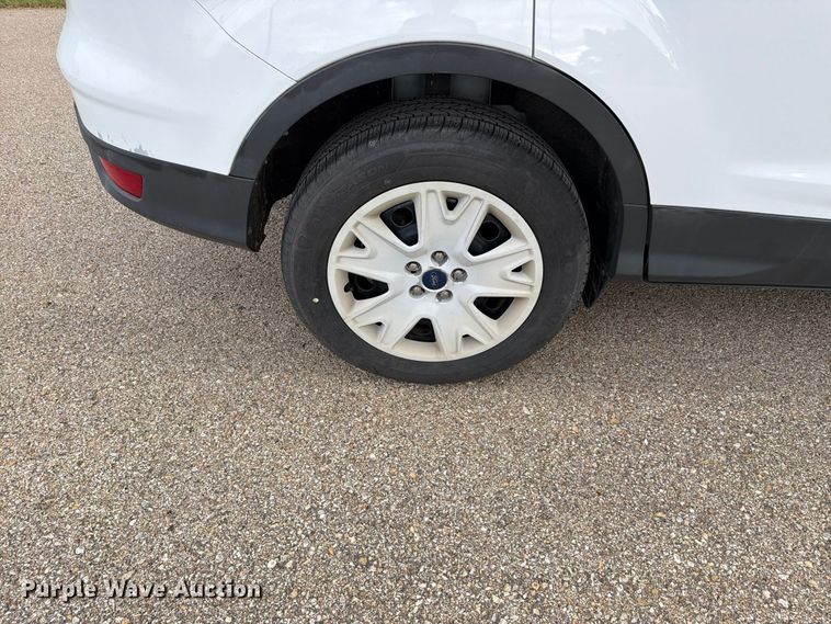 image for item FH6498 2014 Ford Escape S SUV