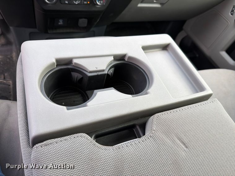 image for item FH6499 2022 Ford F250 Super Duty Crew Cab utility bed pickup truck