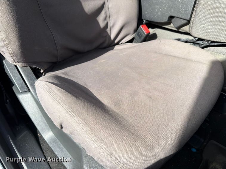 image for item FH6499 2022 Ford F250 Super Duty Crew Cab utility bed pickup truck