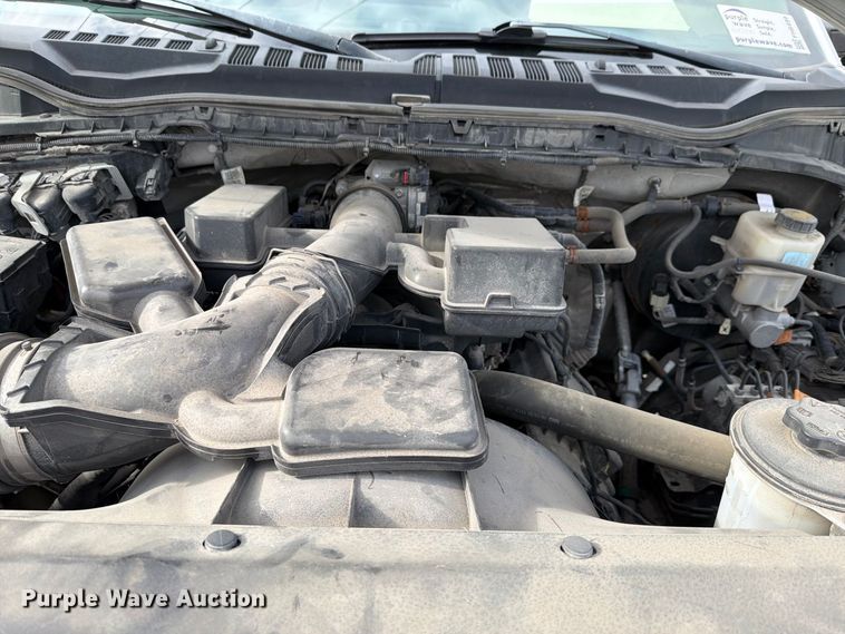 image for item FH6499 2022 Ford F250 Super Duty Crew Cab utility bed pickup truck