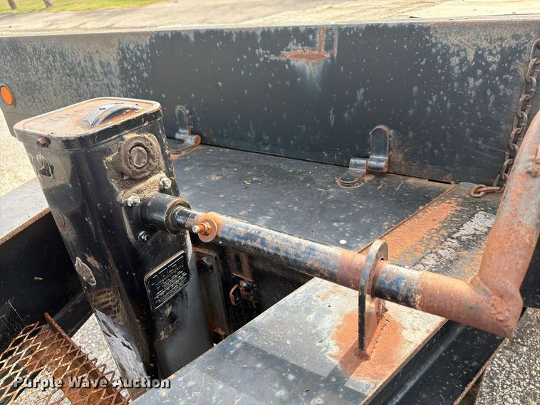 image for item FK3921 2009 Felling DA292 equipment trailer