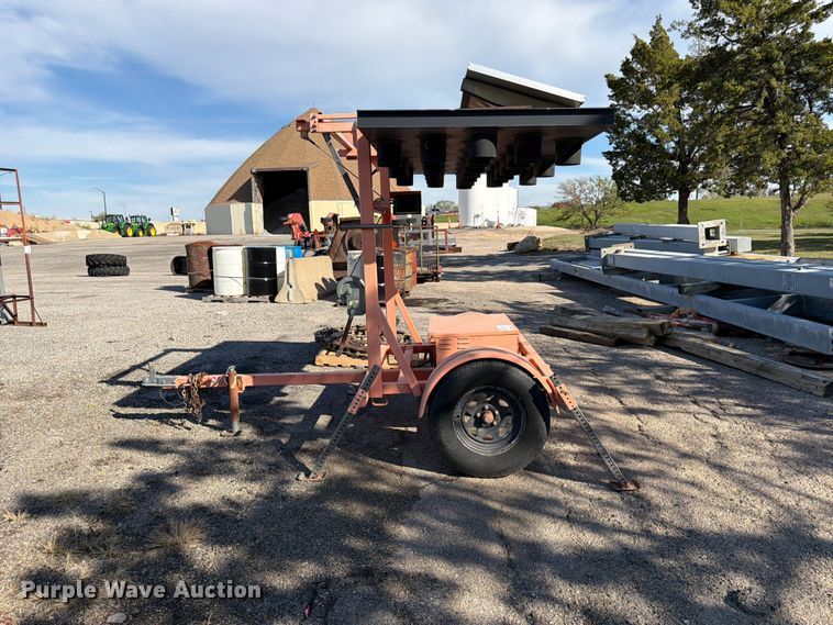 image for item FK3923 Wanco arrow board trailer