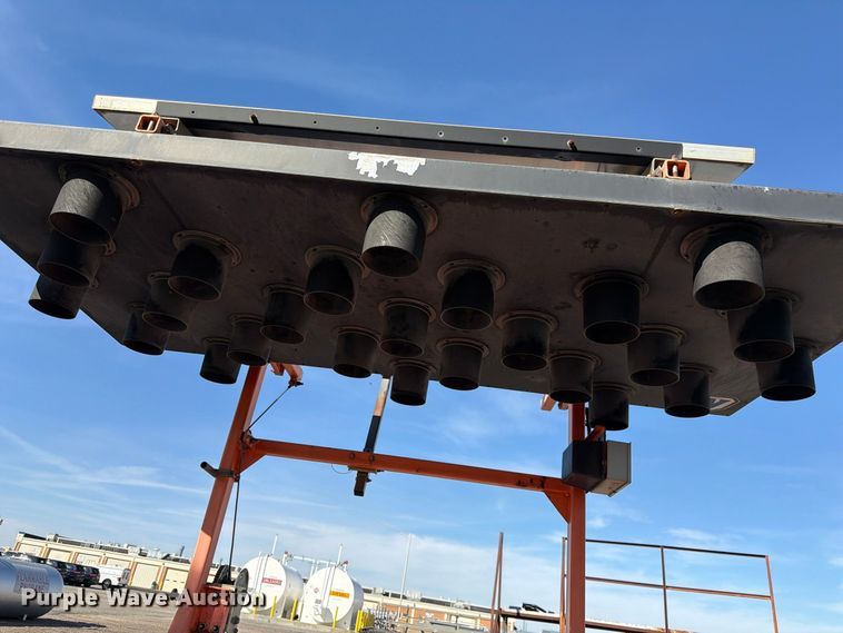 image for item FK3923 Wanco arrow board trailer