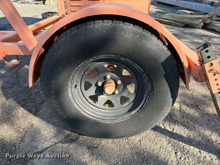 image for item FK3923 Wanco arrow board trailer