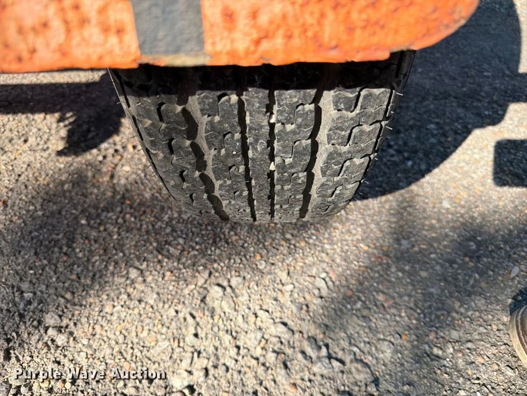 image for item FK3923 Wanco arrow board trailer
