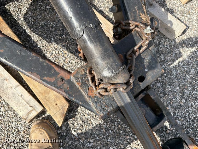 image for item FK3926 2005 Brush Hog 715 batwing rotary mower