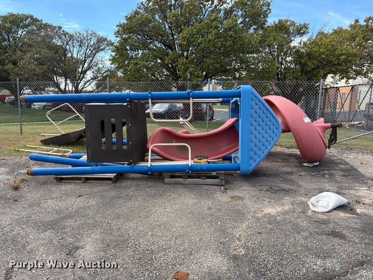 image for item FK3928 Playground equipment