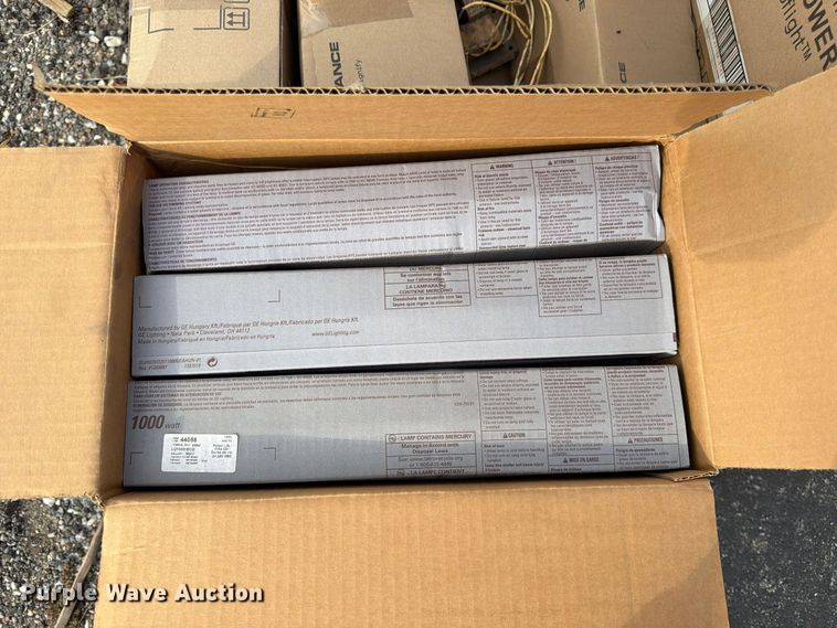 image for item FK3934 (8) Fluorescent lights