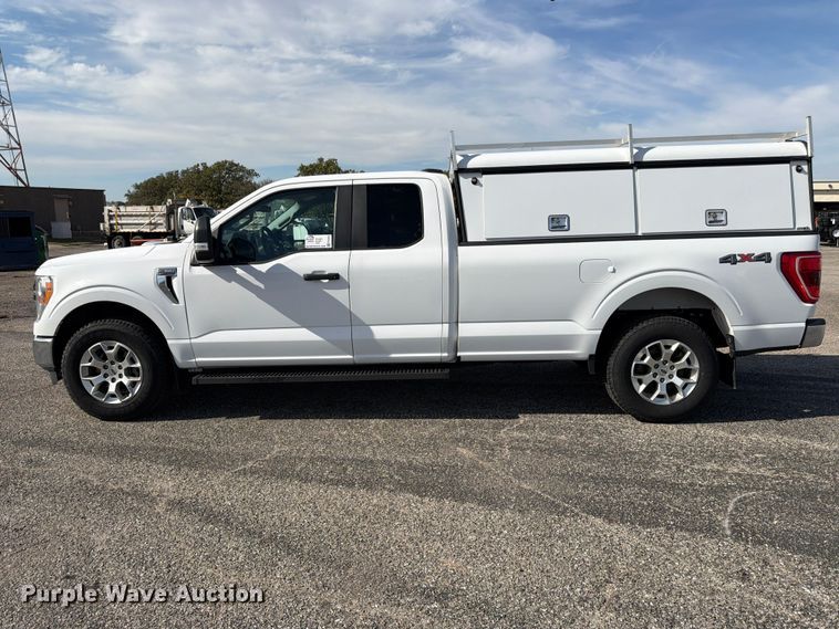 image for item FK3935 2022 Ford F150 XLT Ext. Cab pickup truck