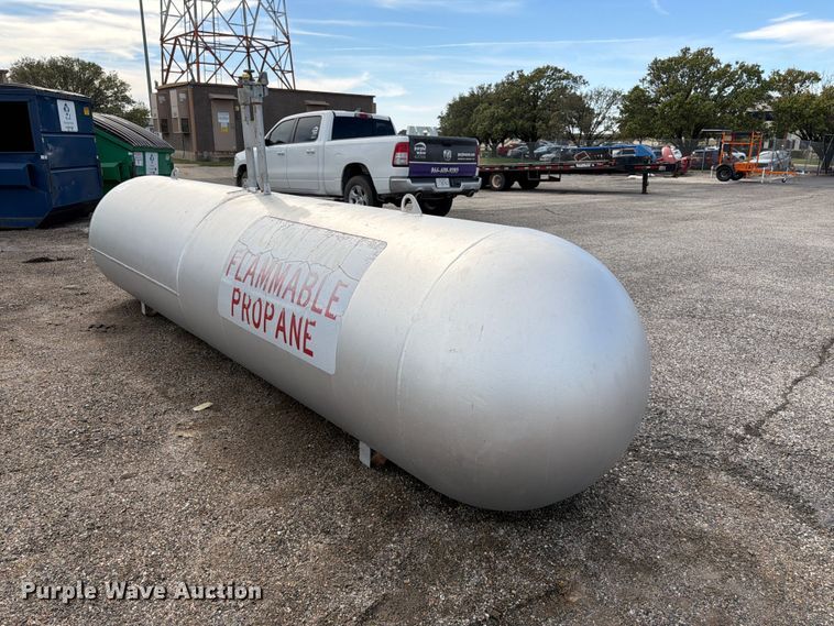 image for item FK3937 Propane tank