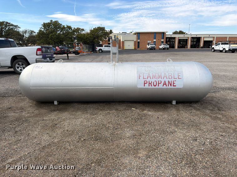 image for item FK3937 Propane tank