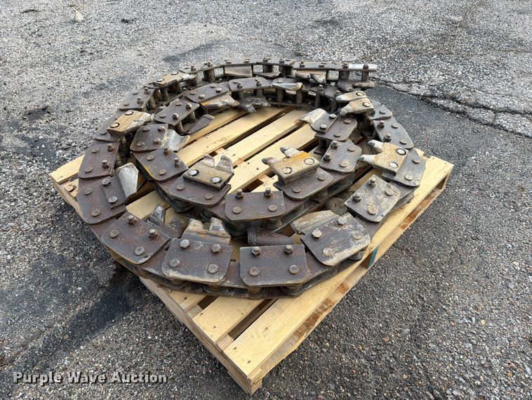 image for item FK3939 Vermeer 7600M trencher chain