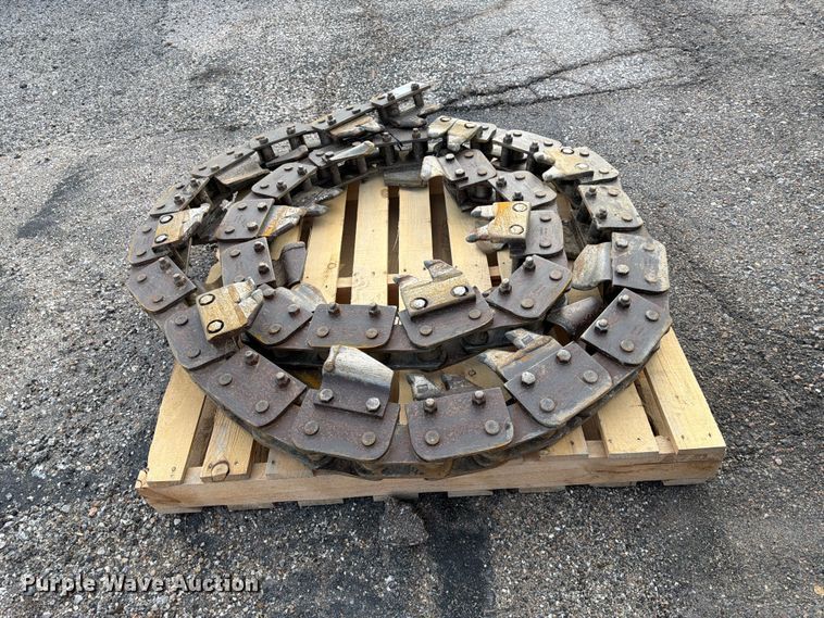 image for item FK3939 Vermeer 7600M trencher chain