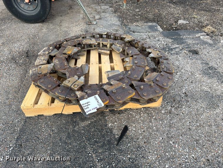 image for item FK3939 Vermeer 7600M trencher chain