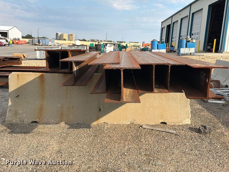 image for item FK3942 (9) steel I beams