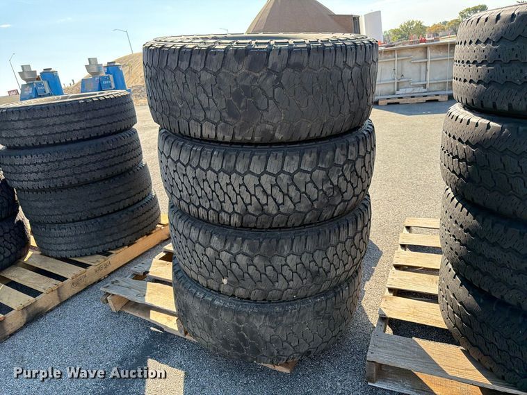 image for item FK3945 Tires and wheels