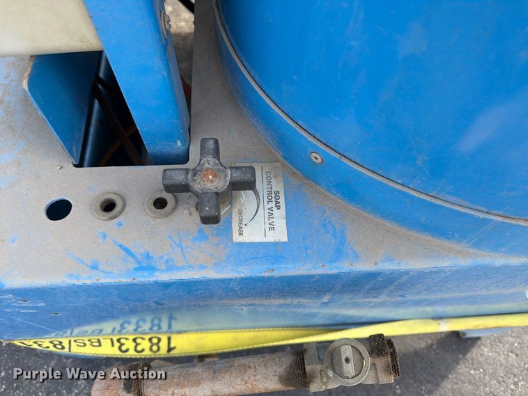 image for item FK3946 Hydro Engineering 4/2000EHGV-B pressure washer