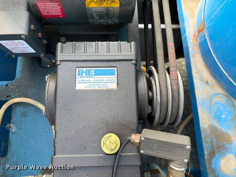 image for item FK3946 Hydro Engineering 4/2000EHGV-B pressure washer