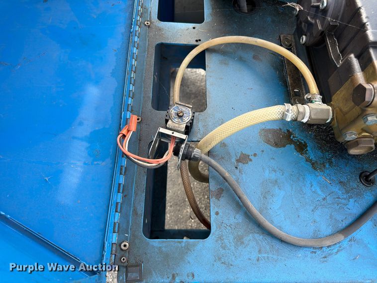 image for item FK3946 Hydro Engineering 4/2000EHGV-B pressure washer