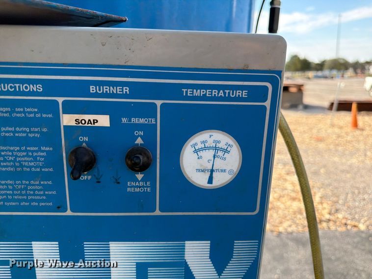 image for item FK3947 Hydro Engeneers 4/2000EHGV-B pressure washer