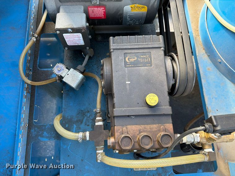 image for item FK3947 Hydro Engeneers 4/2000EHGV-B pressure washer