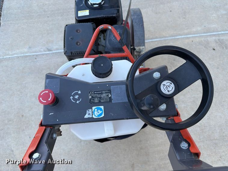 image for item FK3948 2016 Husqvarna FS400LV concrete saw