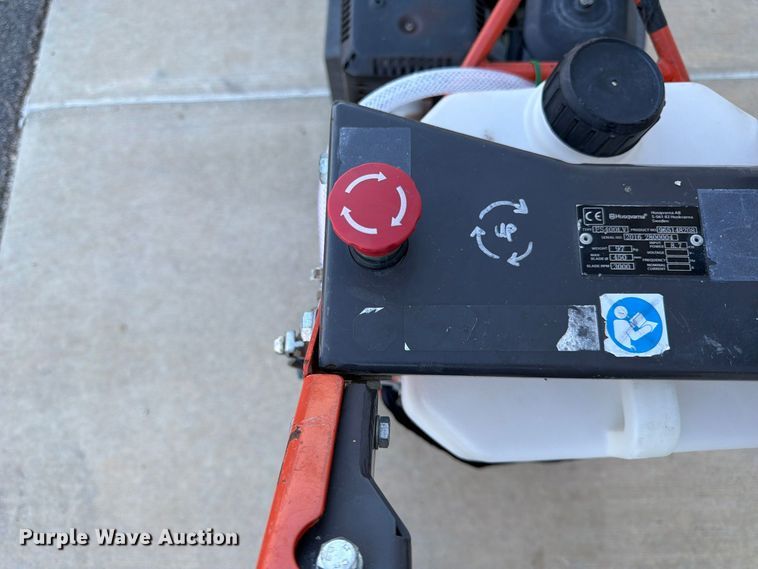 image for item FK3948 2016 Husqvarna FS400LV concrete saw