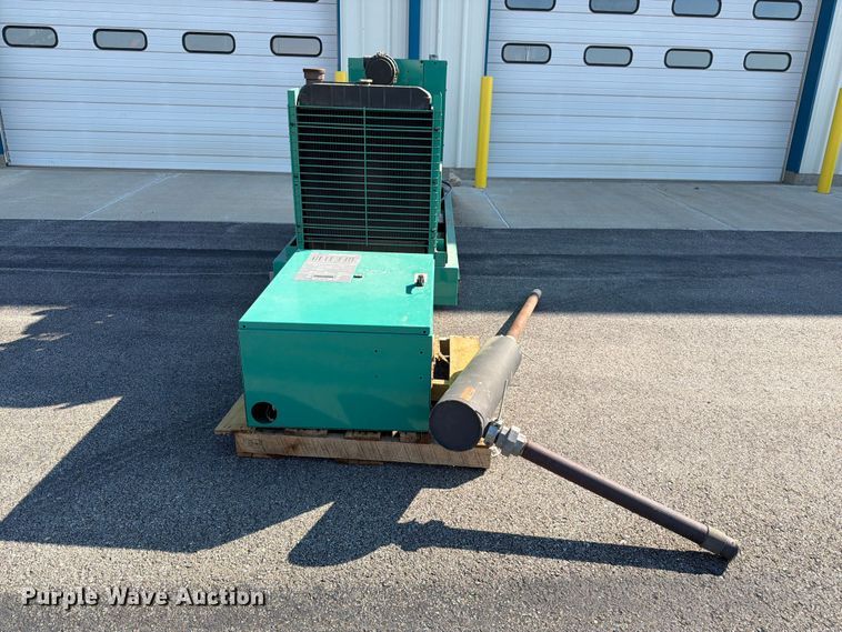 image for item FK3950 Cummins GGFD-5555419 generator