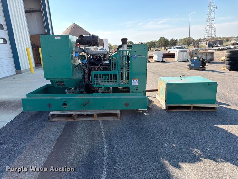 image for item FK3950 Cummins GGFD-5555419 generator