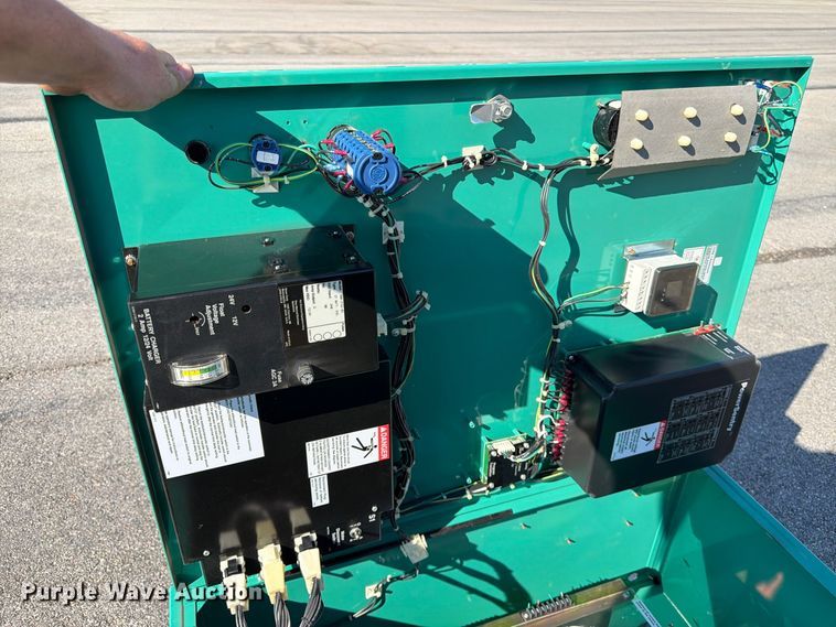 image for item FK3952 Onan 35GGFb Generator