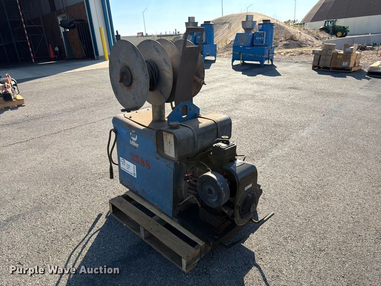 image for item FK3953 Miller Blue Star 2E welder